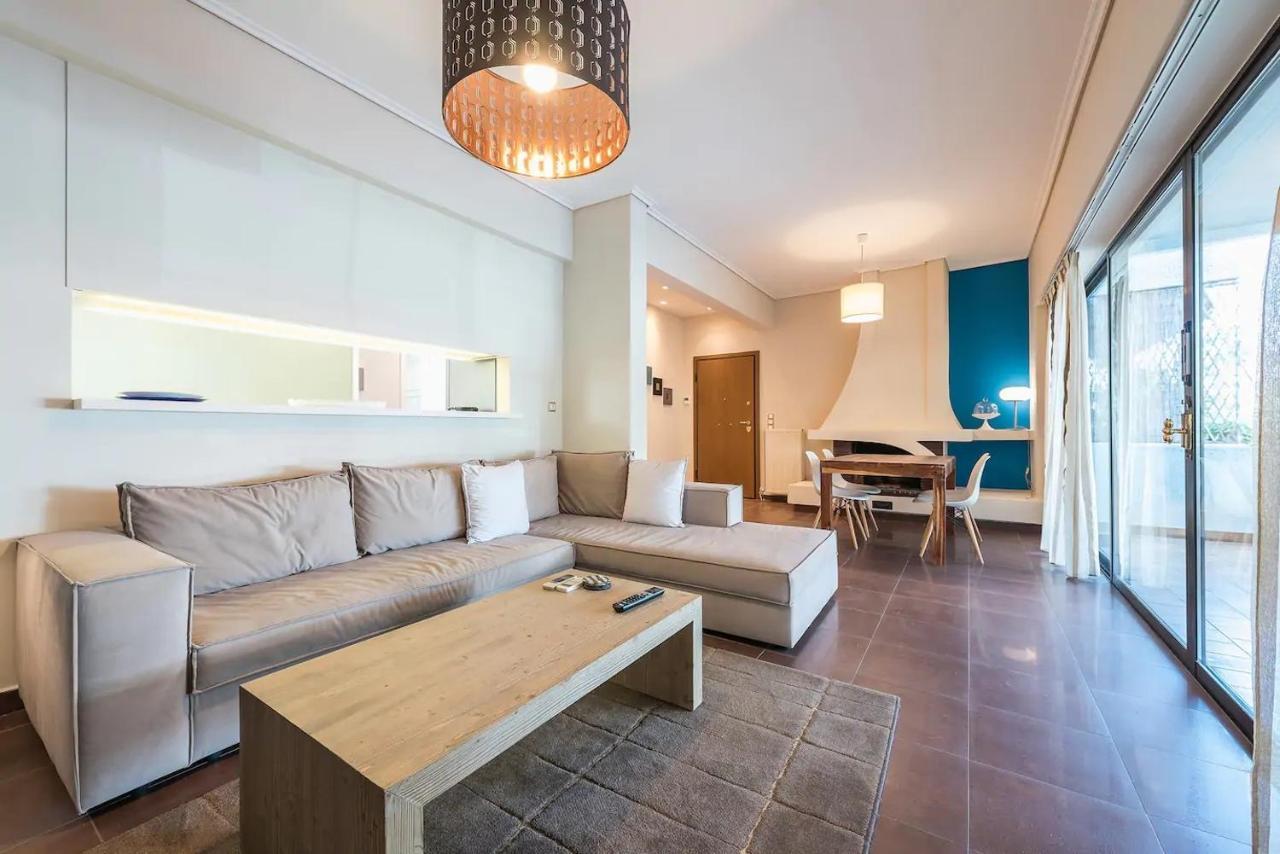 Glyfada Glass-Walled Designed Apt Athens Exterior photo